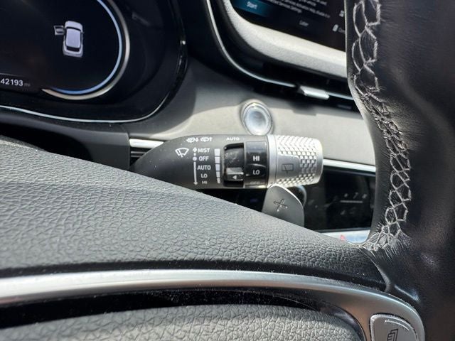 2023 Genesis GV70 2.5T Select