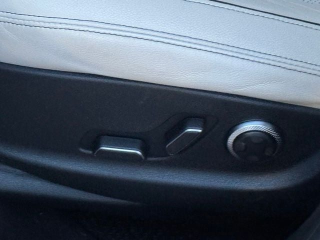 2022 Genesis GV70 2.5T Advanced