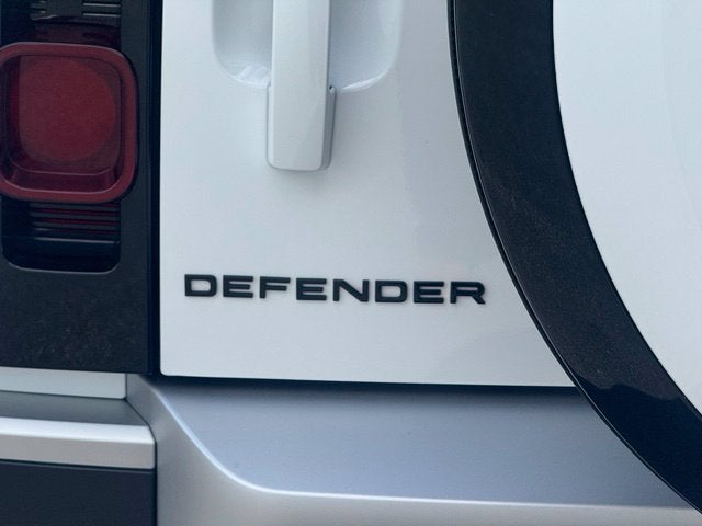 2025 Land Rover Defender 110 S