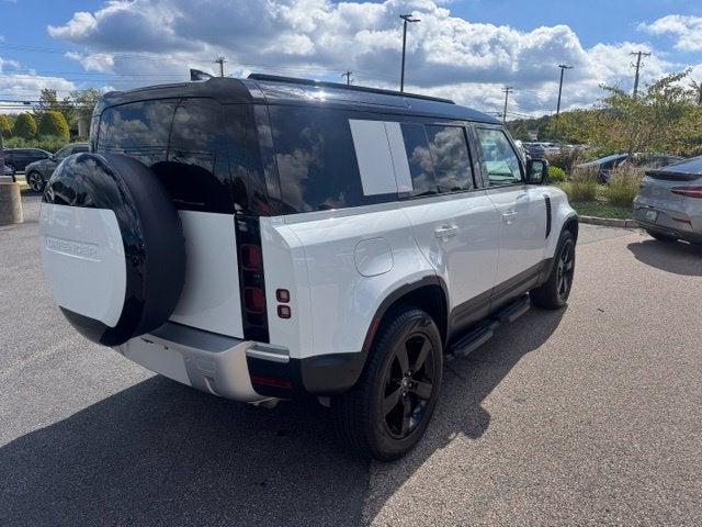 2025 Land Rover Defender 110 S