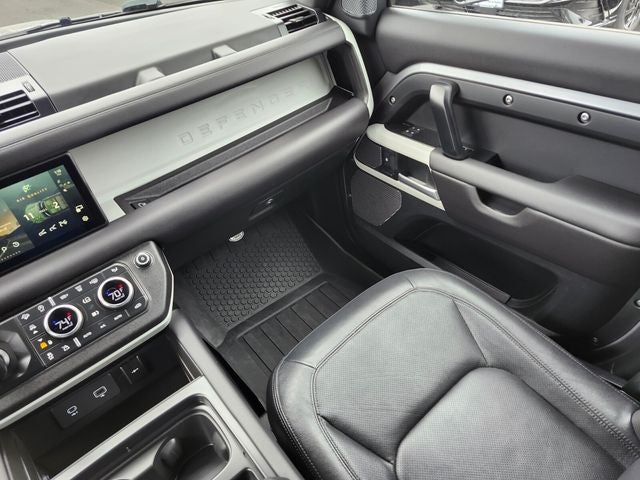 2024 Land Rover Defender 110 S