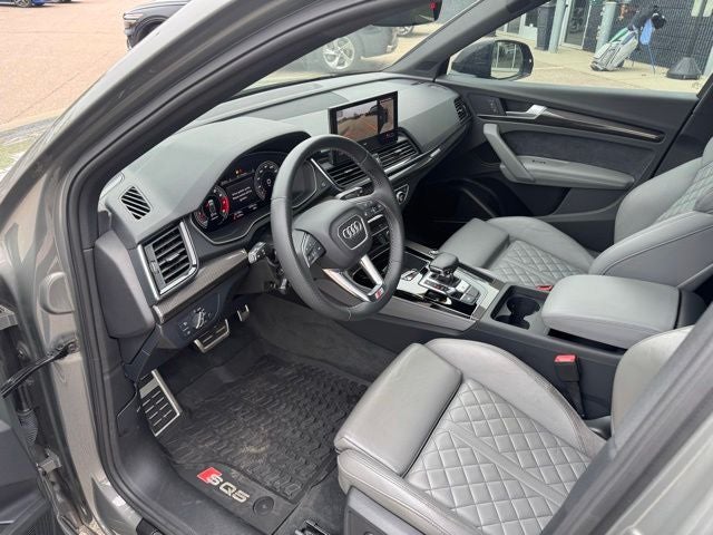 2023 Audi SQ5 Premium Plus quattro