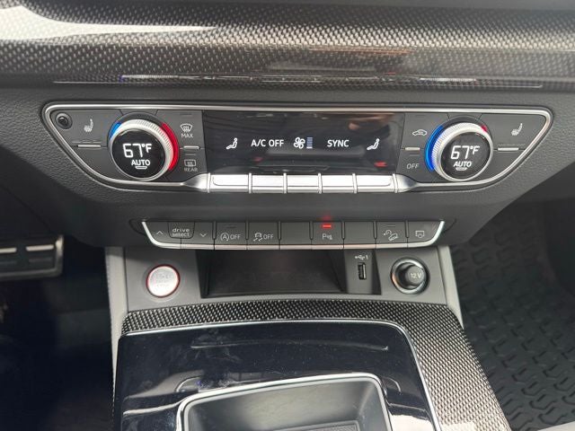 2023 Audi SQ5 Premium Plus quattro