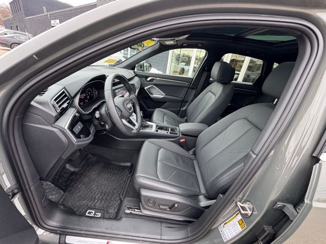 2024 Audi Q3 Premium S Line quattro