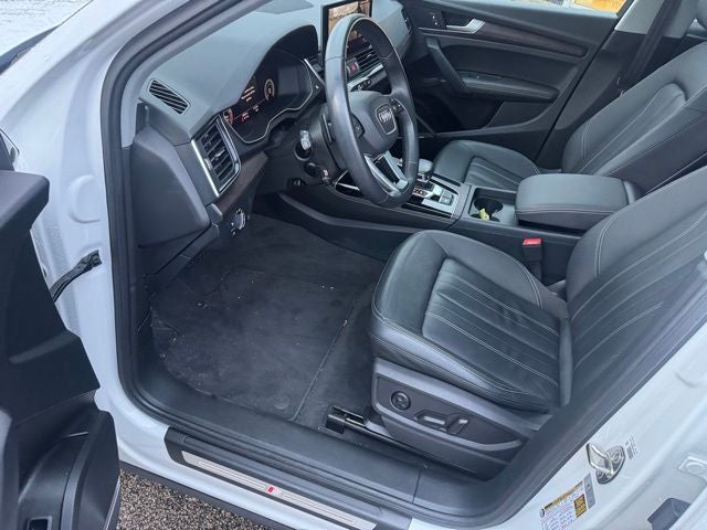 2023 Audi Q5 45 S line Premium quattro