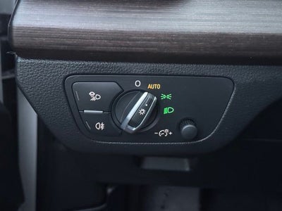 2023 Audi Q5 45 S line Premium quattro