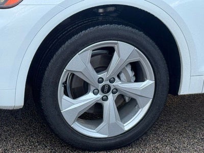 2023 Audi Q5 45 S line Premium quattro