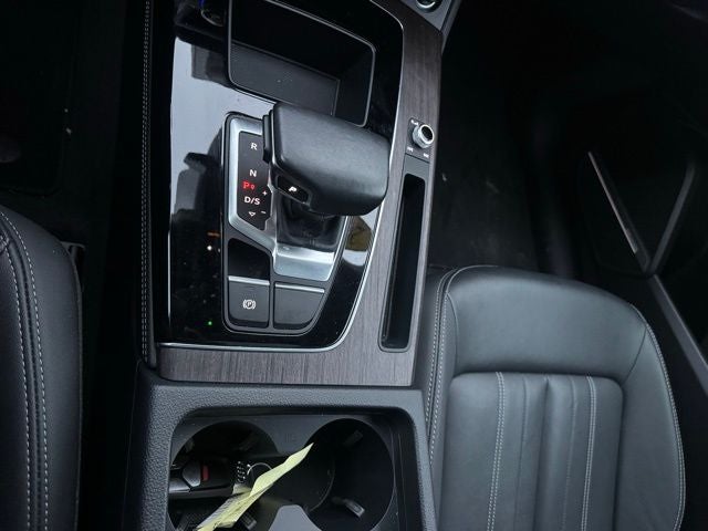 2023 Audi Q5 45 S line Premium quattro