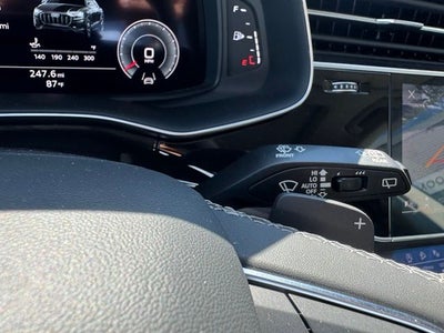 2023 Audi Q8 55 Prestige quattro