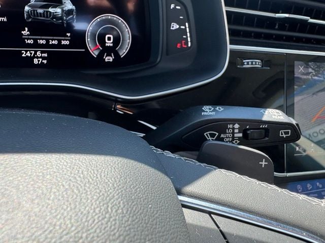 2023 Audi Q8 55 Prestige quattro