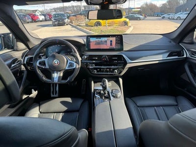 2023 BMW 5 Series M550i xDrive