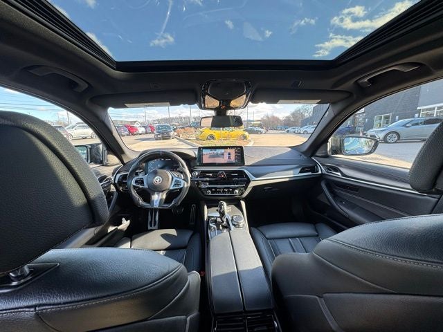 2023 BMW 5 Series M550i xDrive