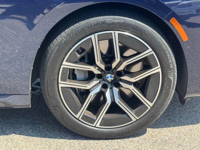 2023 BMW 7 Series 760i xDrive
