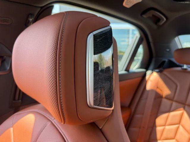 2023 BMW 7 Series 760i xDrive