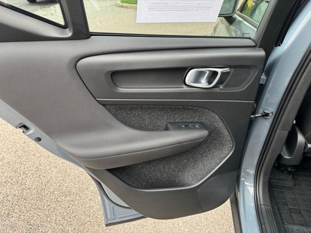 2020 Volvo XC40 Momentum
