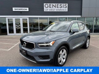 2020 Volvo XC40 Momentum