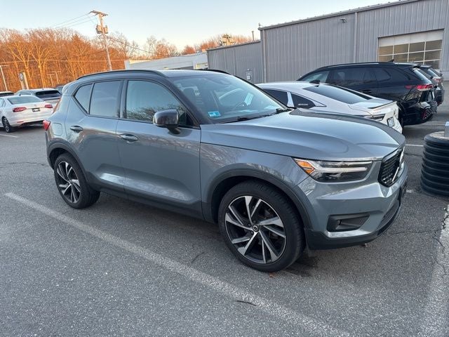2021 Volvo XC40 R-Design Polestar