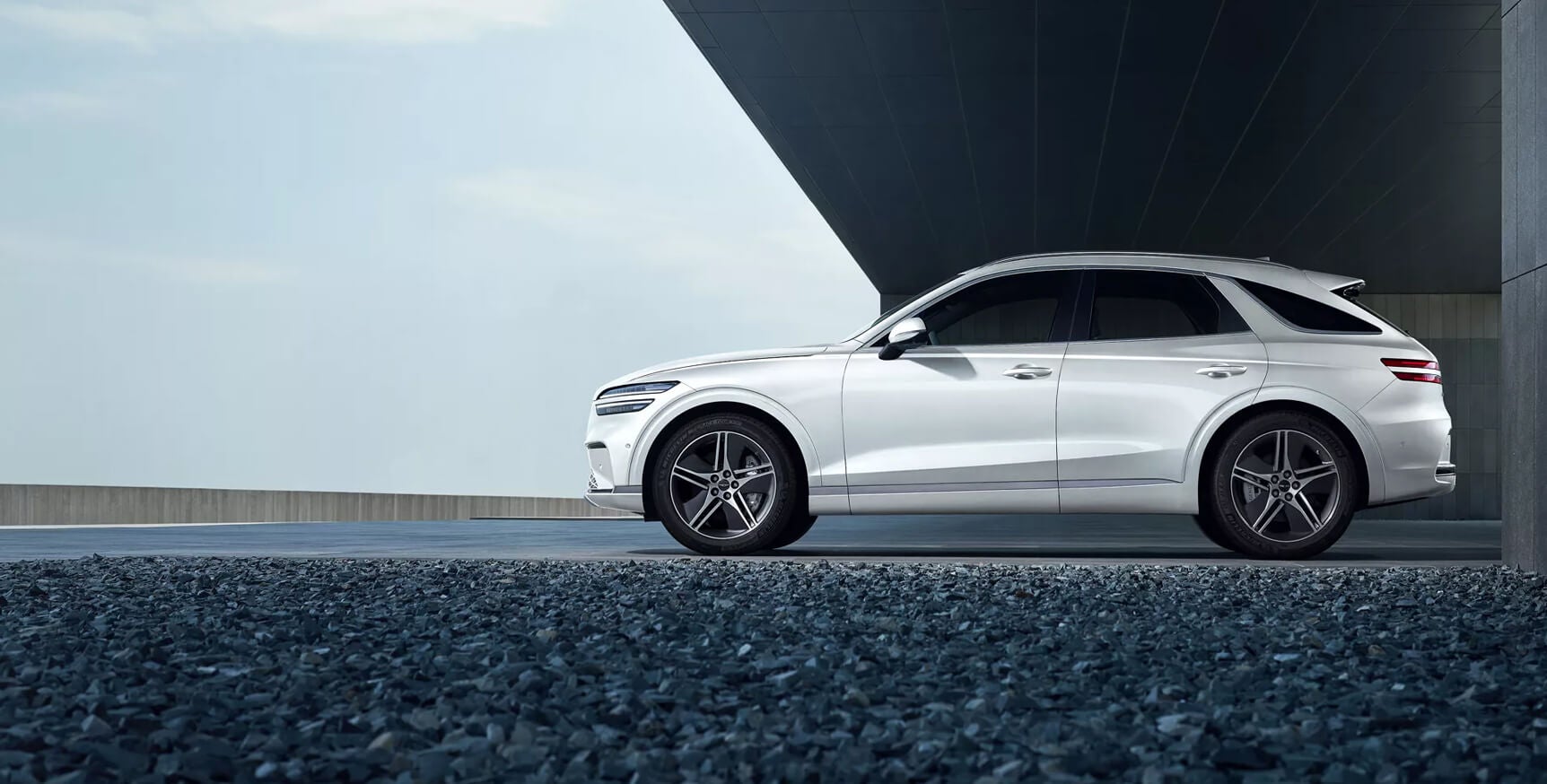 2026 Genesis Electrified GV70 Hero